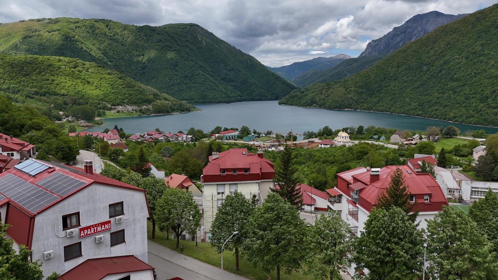 Apartments Ravno Pluzine Exterior photo